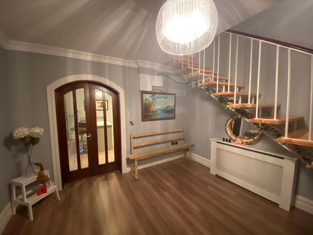 Вілла Gleanntan House - Beautiful Family Town House Кілларні Екстер'єр фото
